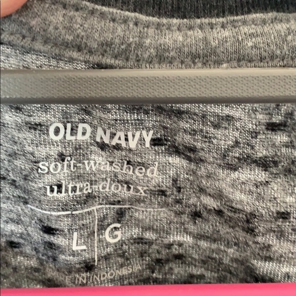 Old Navy Tee - Picture 2 of 3